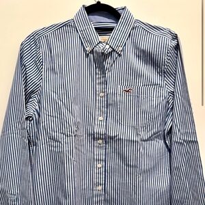 NWT Hollister Blue & White Casual Button Down Shirt
